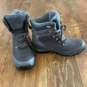 The North Face Chilkat Waterproof Men's 10 Grey High Top Lace Up Boots